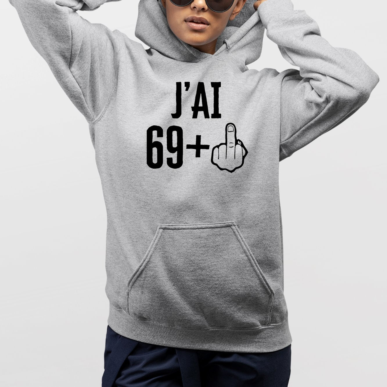 Sweat Capuche Adulte J'ai 70 ans 69 + 1 Gris