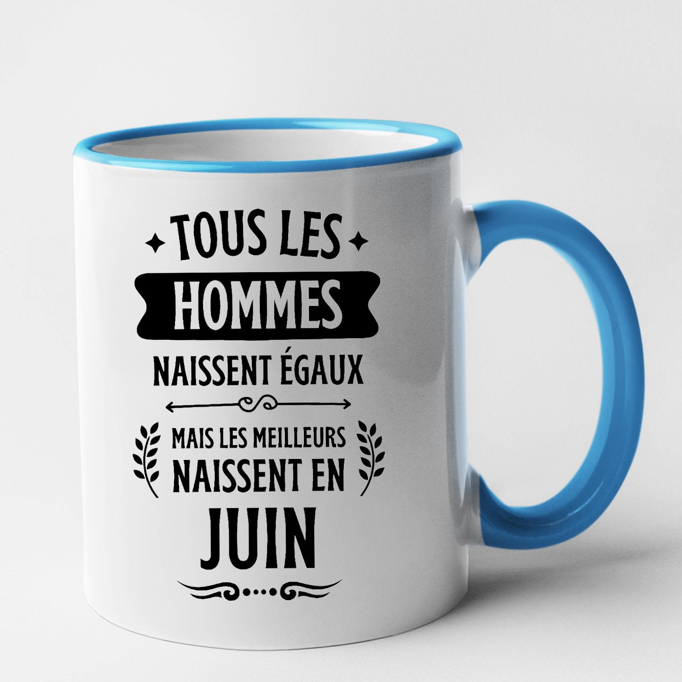 Mug Tous les hommes naissent égaux les meilleurs en juin Bleu